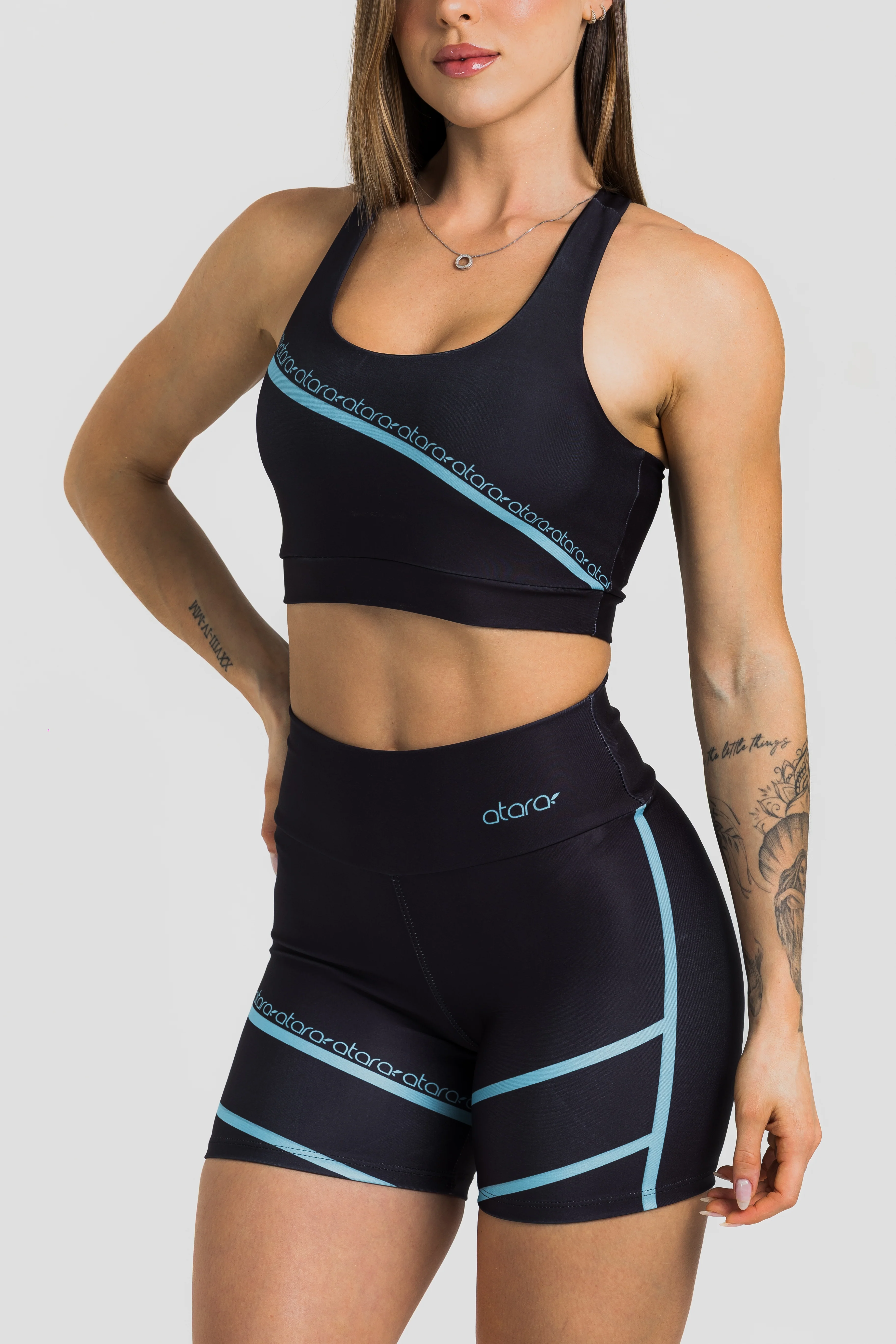Bermuda Black and Blue - Image 4