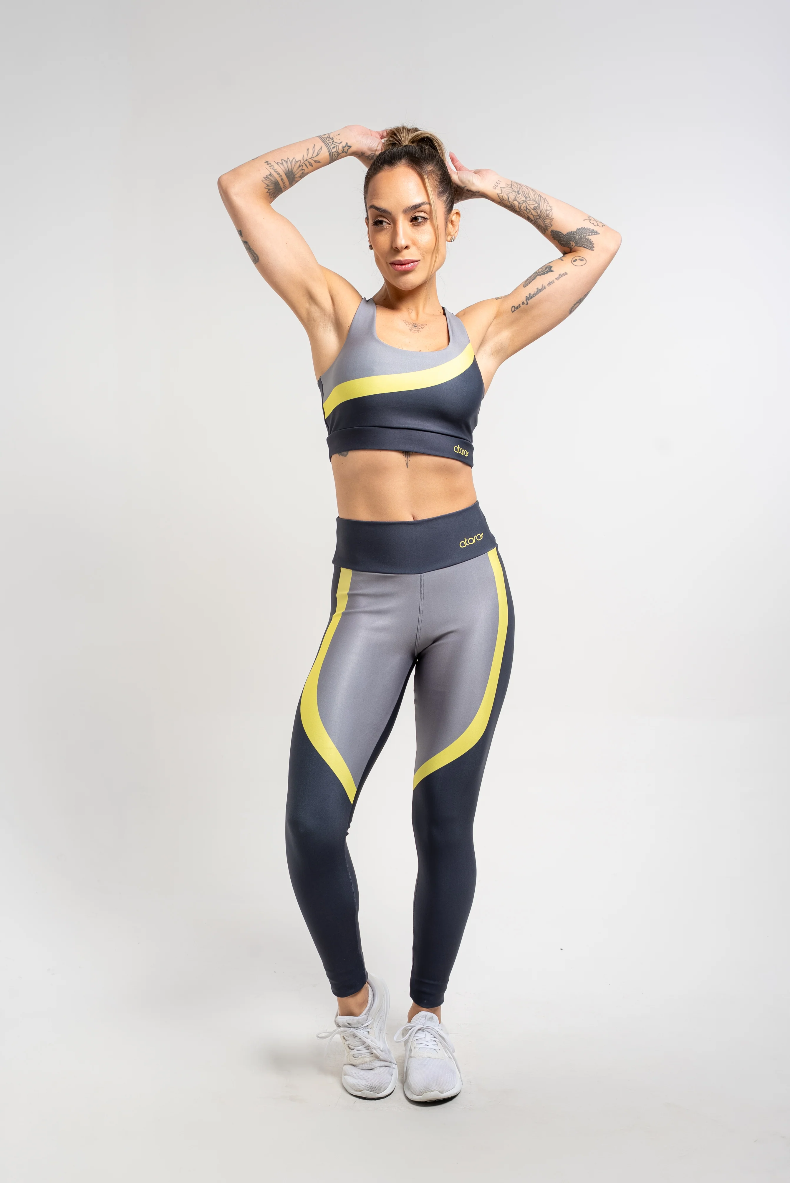 Legging Action - Image 3