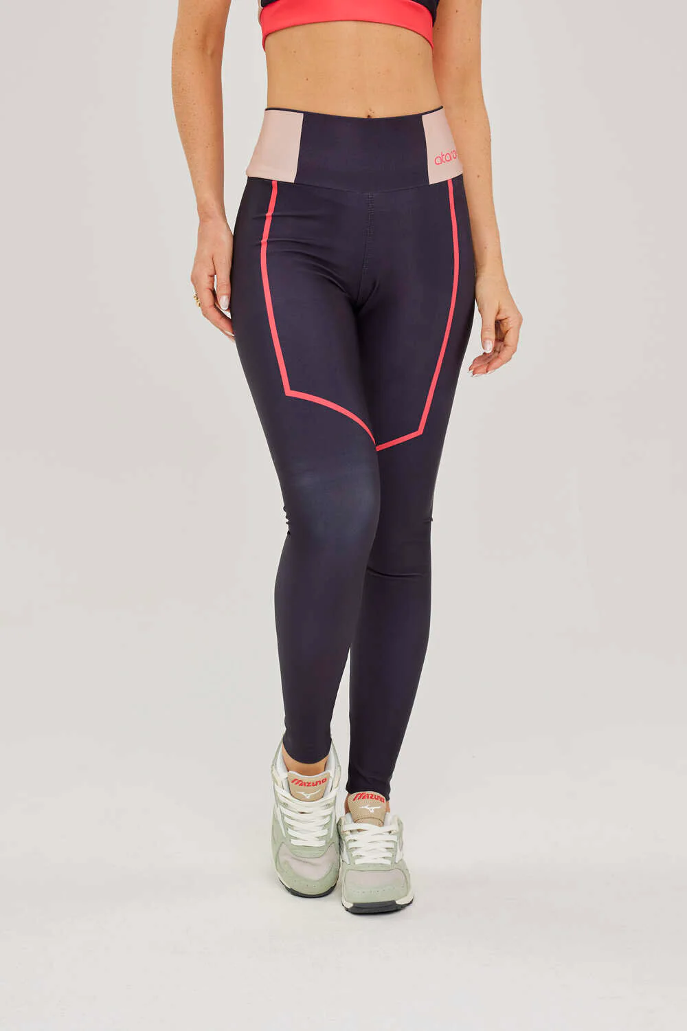 Legging Bomb