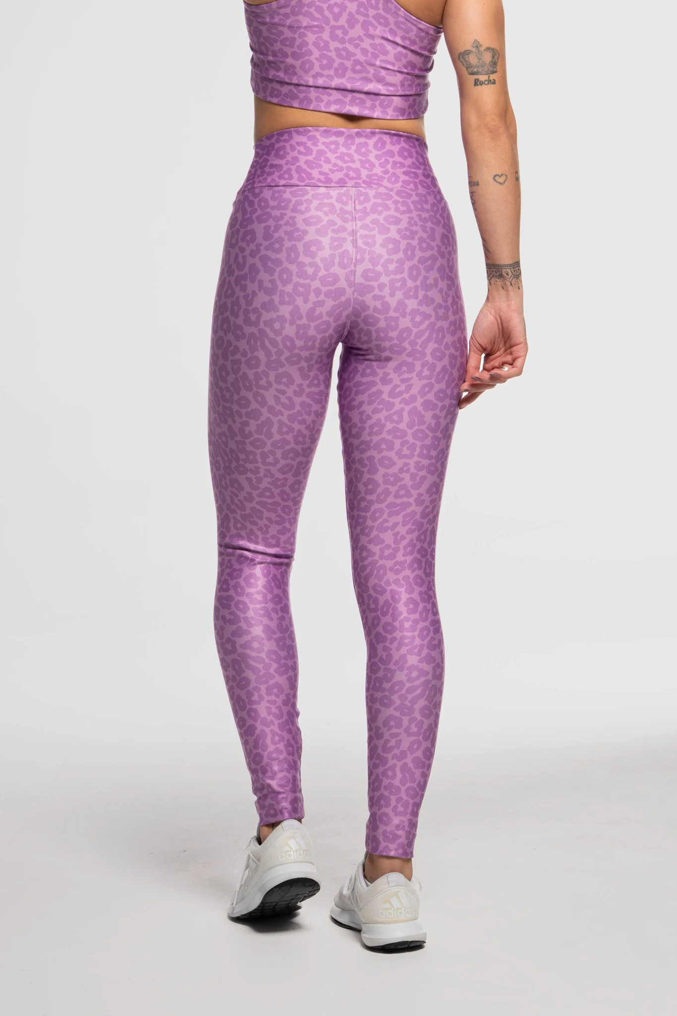 Legging Estampa Localizada Onça Roxa - Image 4
