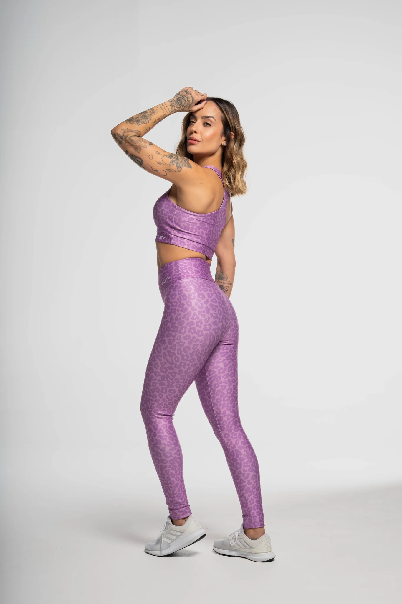 Legging Estampa Localizada Onça Roxa - Image 5