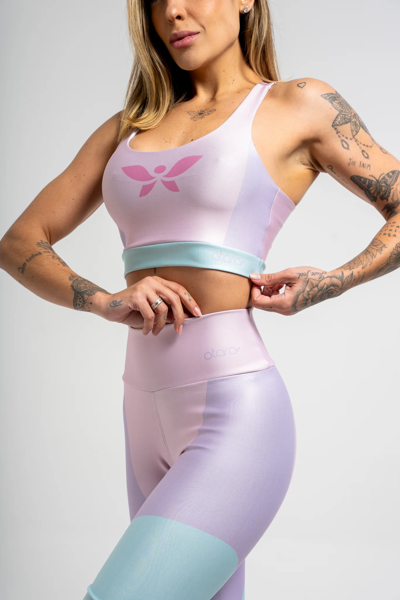 Legging Estampa Localizada Três Cores Rosa - Image 4