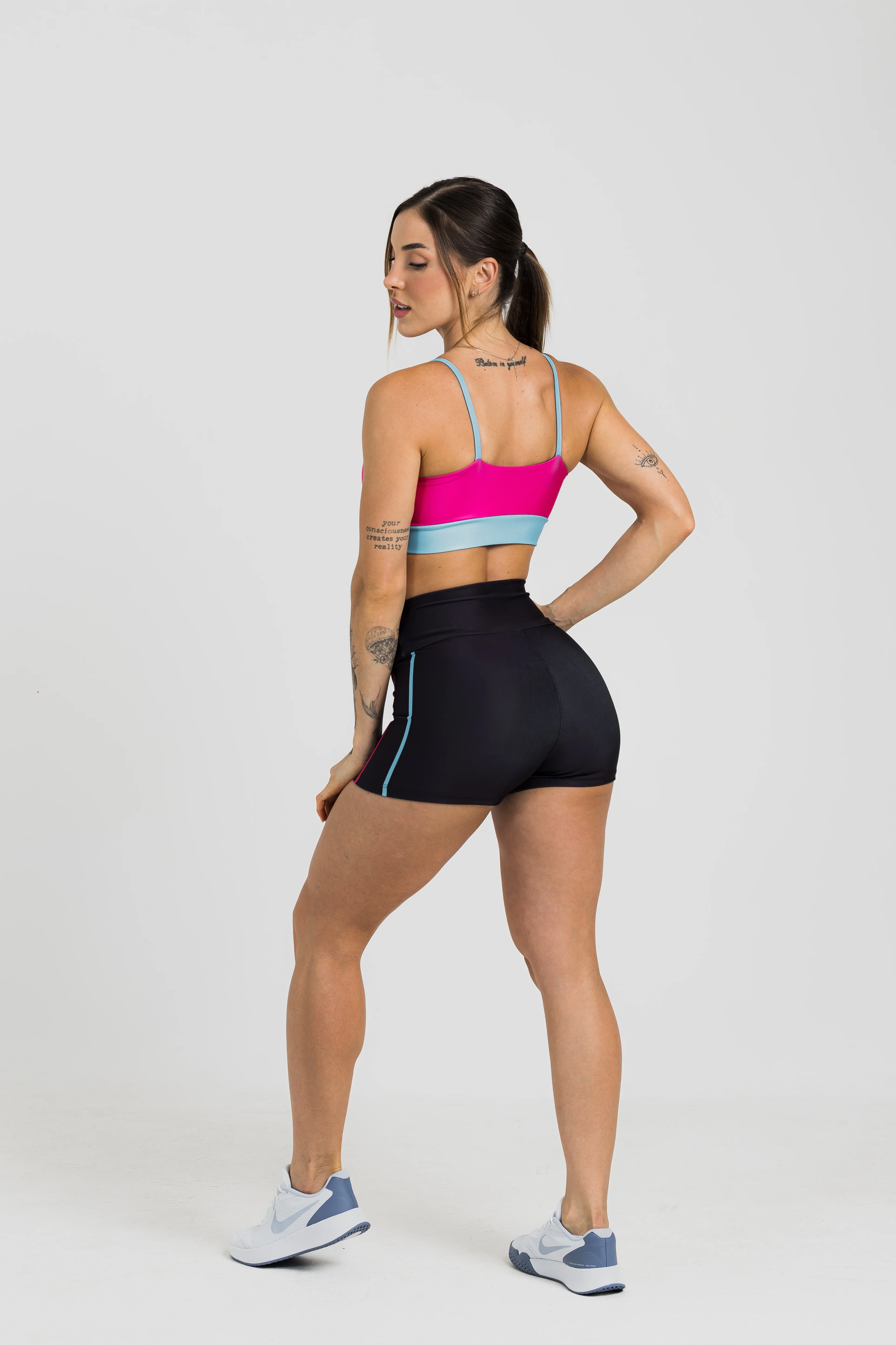 Shorts Curto Block Black - Image 4